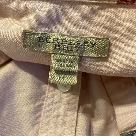 Authentic Burberry pink button down - Picture 7 of 8